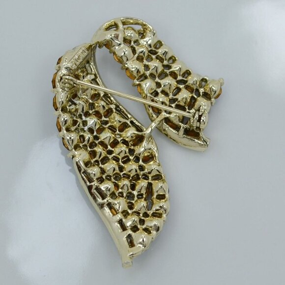 Lisner Swirl Shaped Brooch With Deep Blue Crystal Rhinestones 2 Inch, Wave Ribbo - Picture 4 of 6